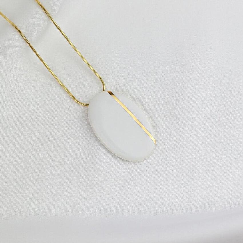 Linen Oval Necklace