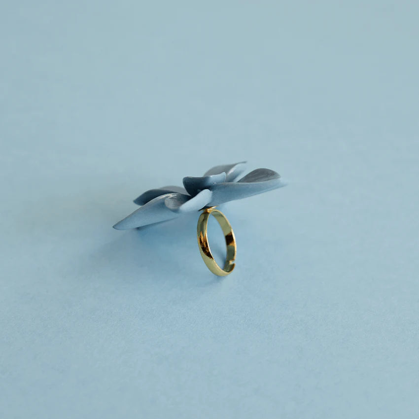 Sky Blossom Ceramic Ring